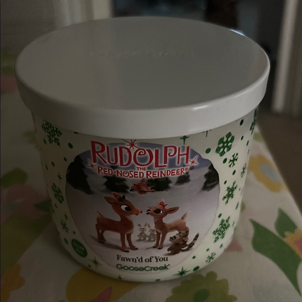 New Rudolph The Red Nosed Reindeer 3 Wick Candle.